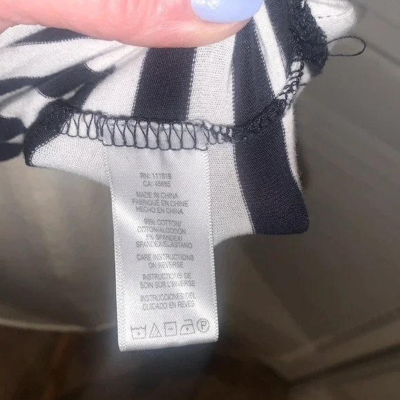 Michael Kors Navy blue and white striped blouse with gold hardware - Picture 4 of 6